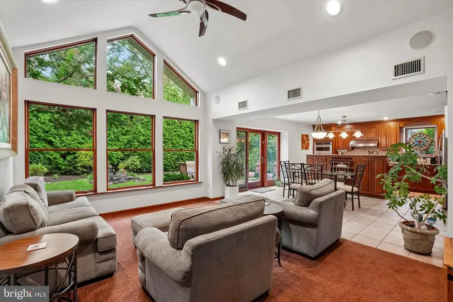 625 Foxcroft Rd, Elkins Park, PA 19027 - #2