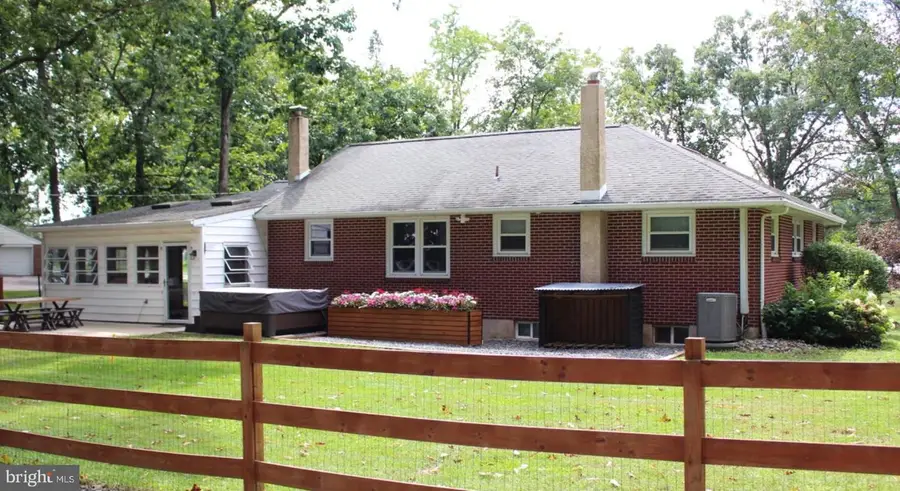 37 Little Rd, Zieglerville, PA 19492 - #2
