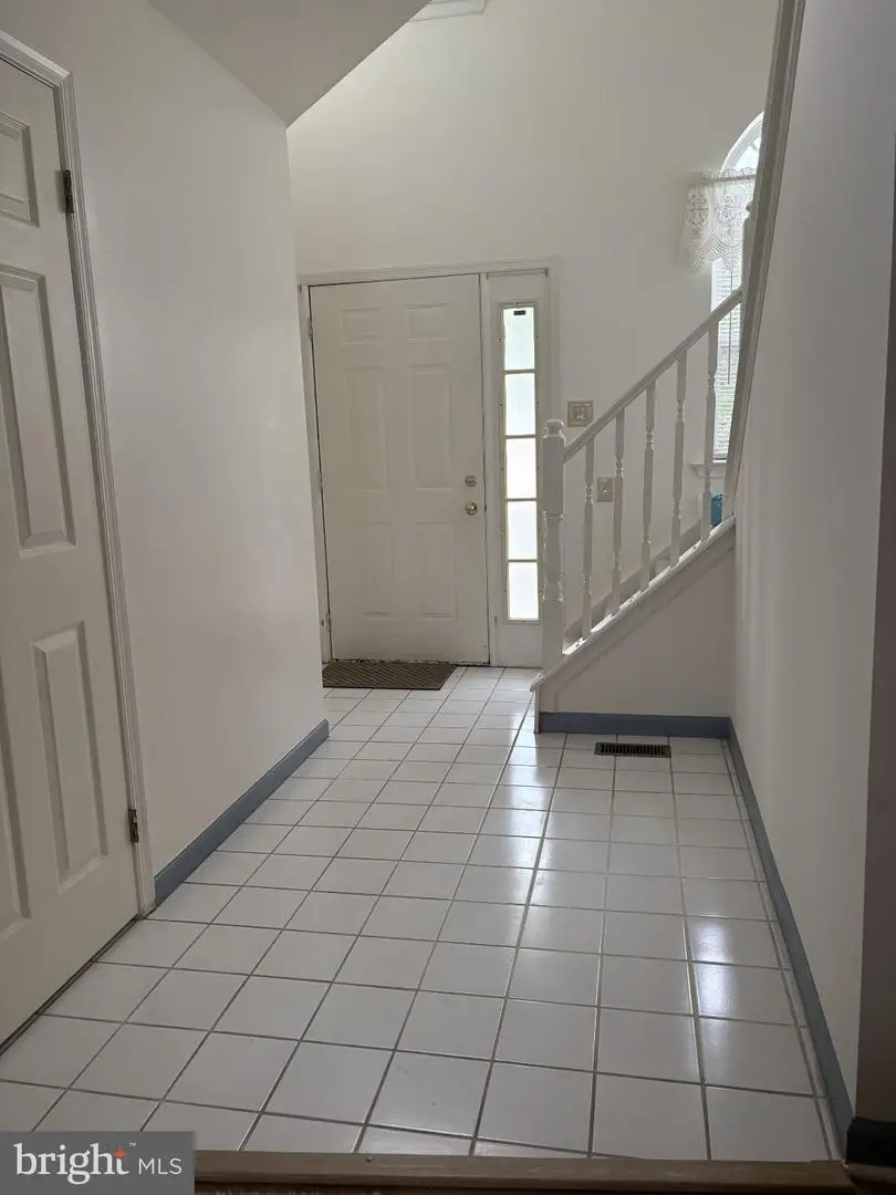 31 Viburnum Ct, Lafayette Hill, PA 19444 - #2