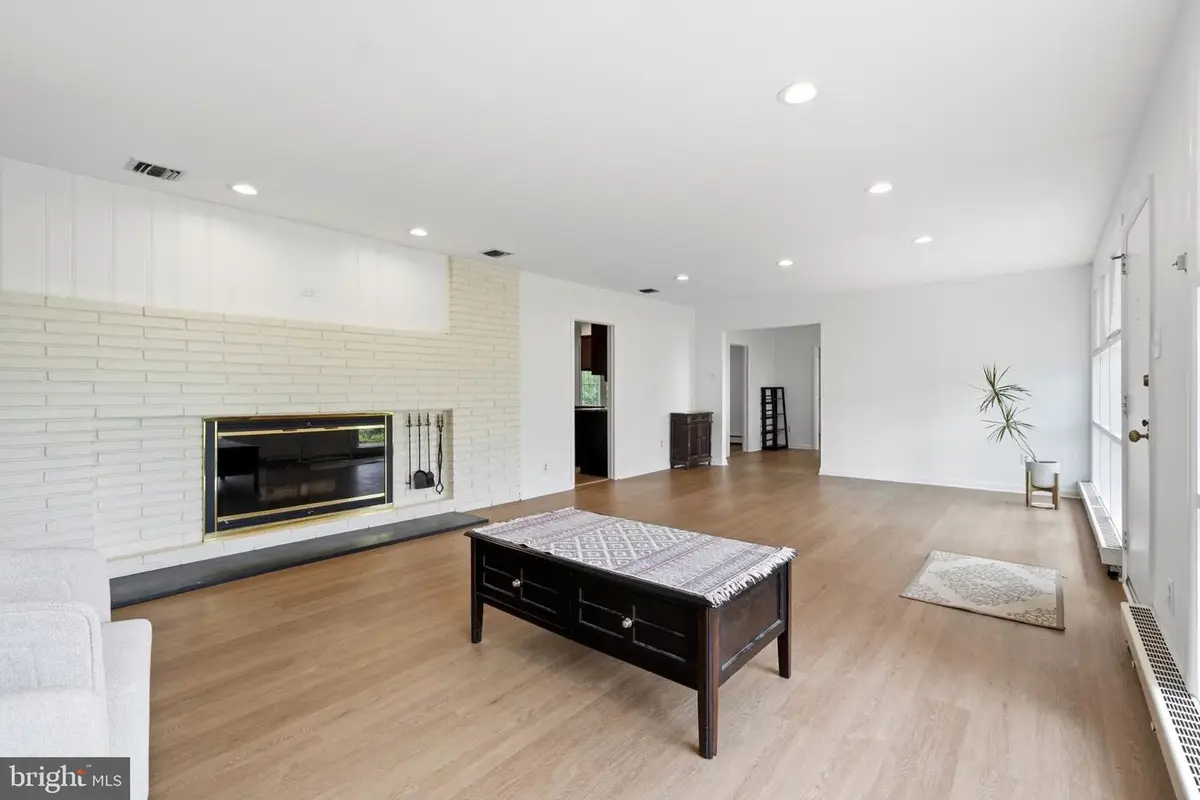 707 Forrest Ave, Rydal, PA 19046 - #1