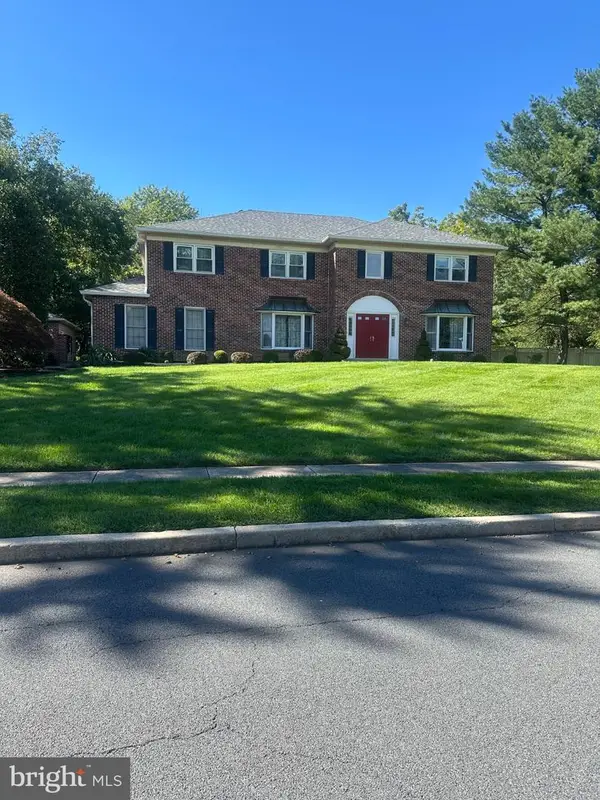 685 Wyndrise Dr, BLUE BELL, PA 19422