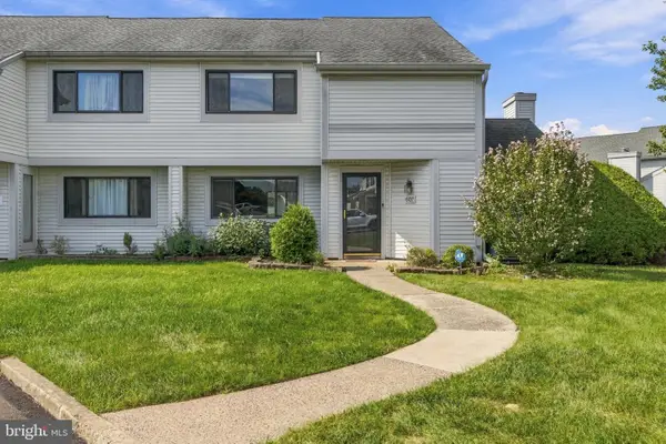 607 Freedom Cir #328, HARLEYSVILLE, PA 19438