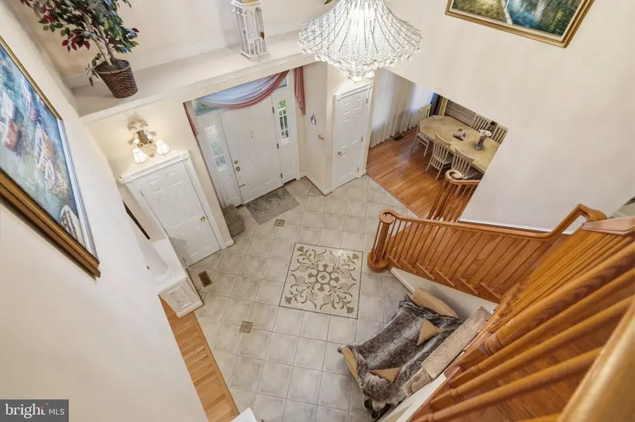 2780 Honeysuckle Ln, Huntingdon Valley, PA 19006 - #3