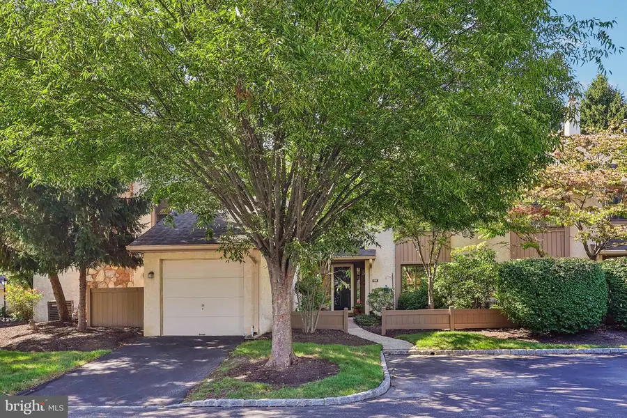 68 Highgate Ln, Blue Bell, PA 19422 - #2