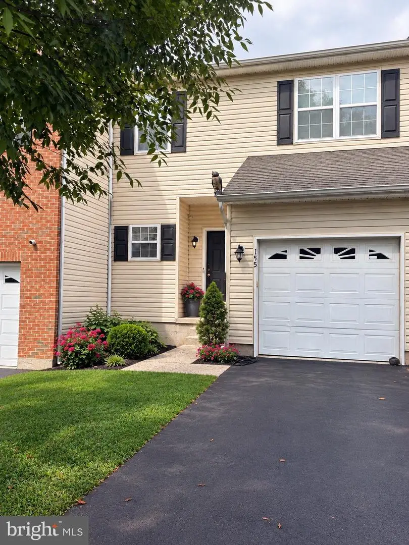 155 Stone Hill Dr, Pottstown, PA 19464 - #1