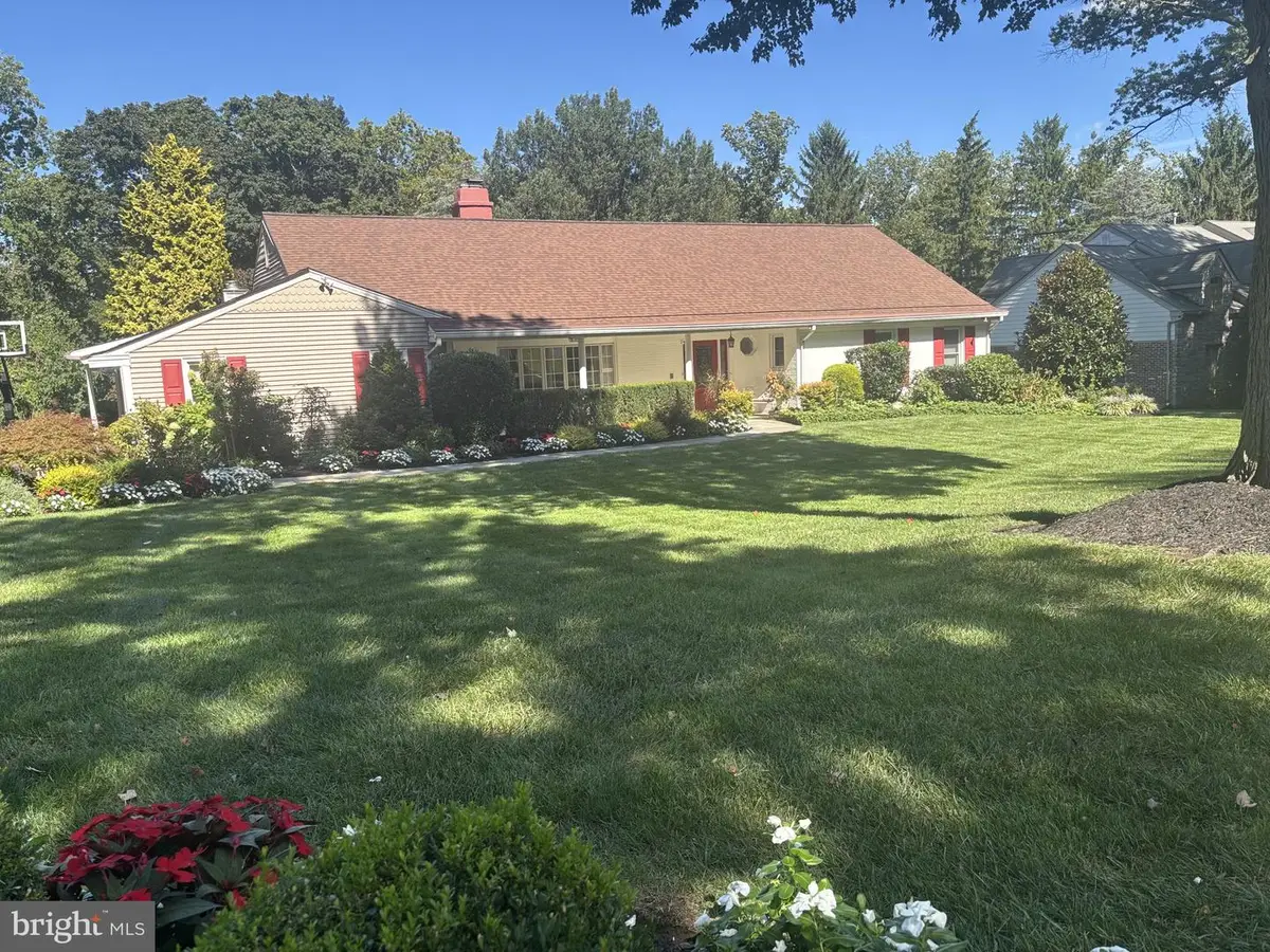 2224 N Stone Ridge Ln, Villanova, PA 19085 - #1