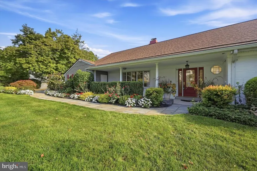 2224 N Stone Ridge Ln, Villanova, PA 19085 - #2