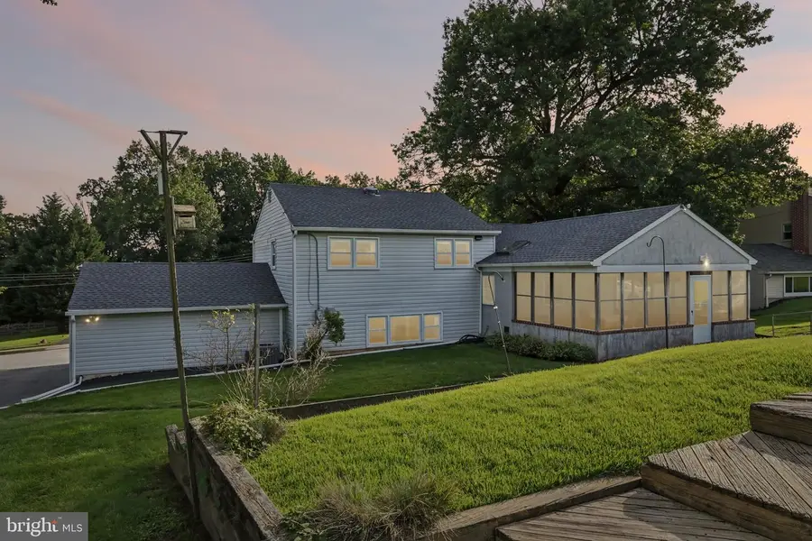 945 Mystic Ln, West Norriton, PA 19403 - #2
