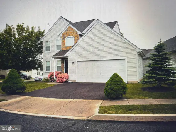 4 Glen Eagles Rd, ROYERSFORD, PA 19468