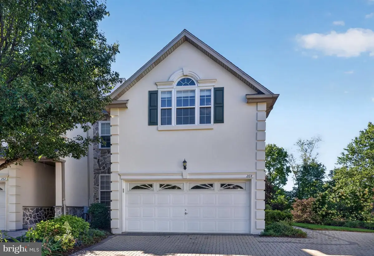 264 Center Point Ln, Lansdale, PA 19446 - #1