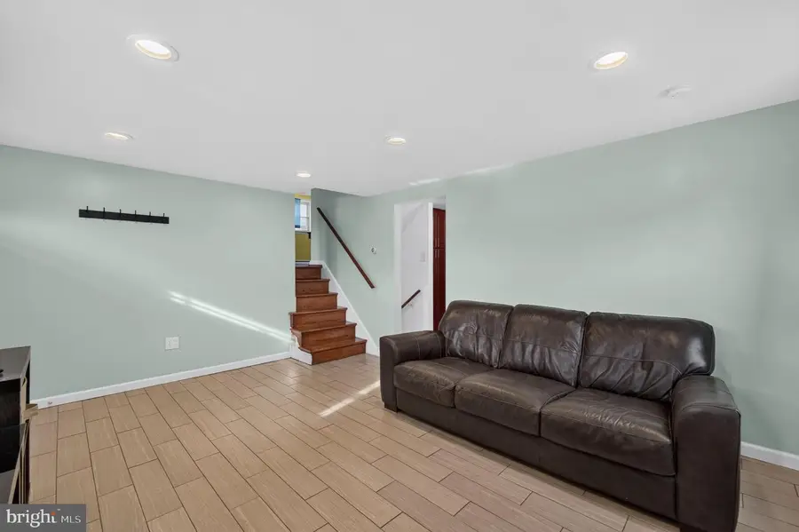 921 Hale St, Pottstown, PA 19464 - #3