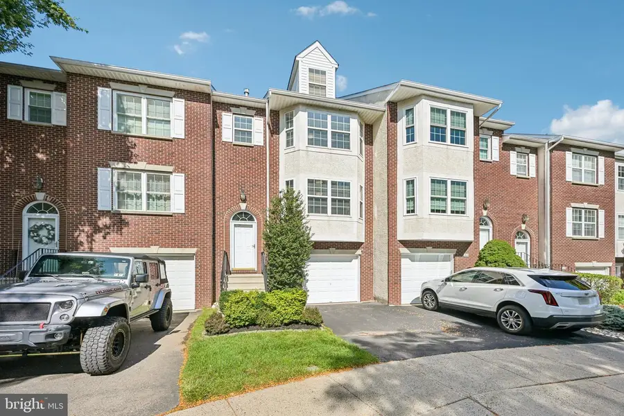 301 Carol Ct #15, Lansdale, PA 19446 - #2