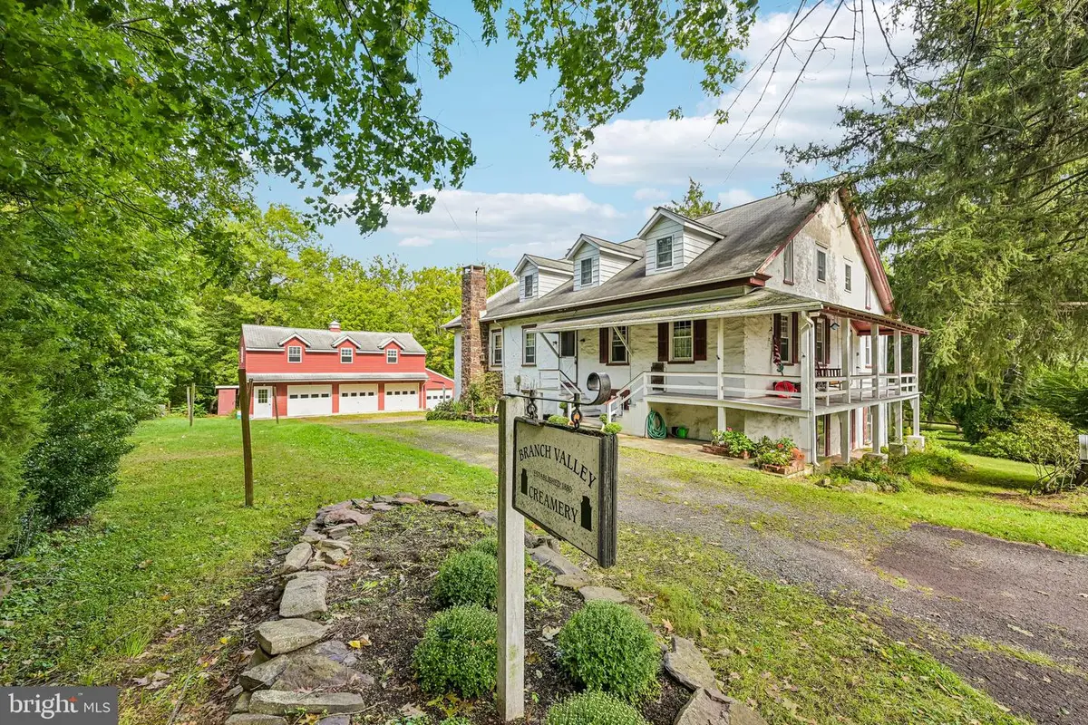525 Creamery Rd, Telford, PA 18969 - #1