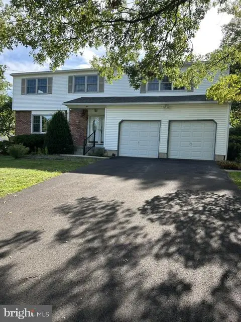 1 Embassy Cir, Norristown, PA 19403 - #1