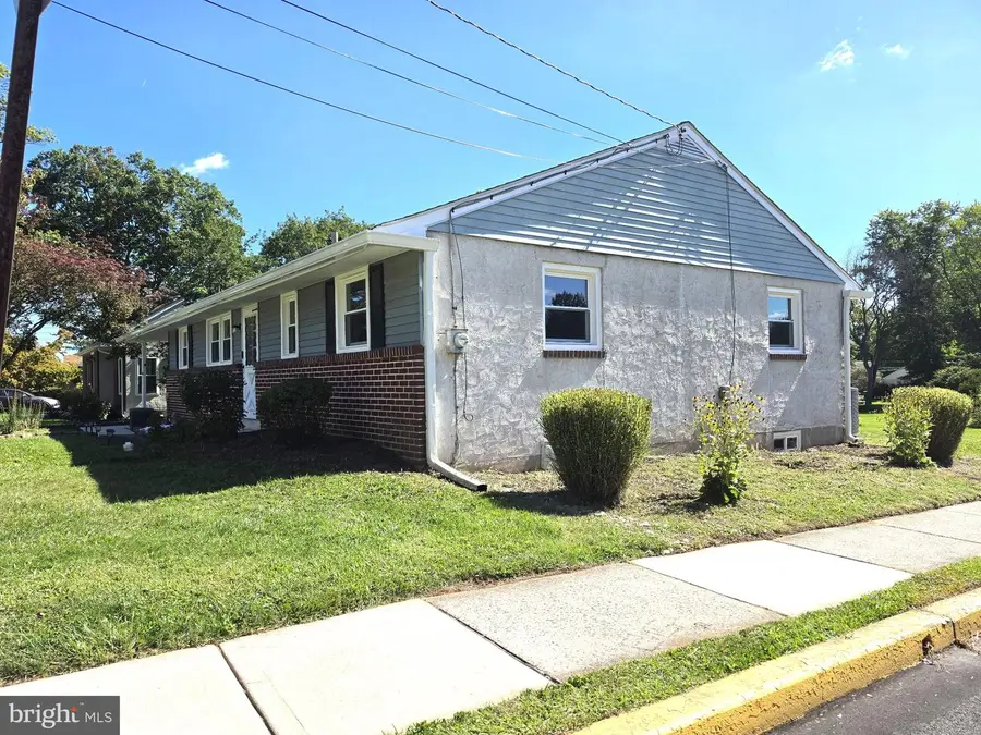 134 W School St, Hatfield, PA 19440 - #2