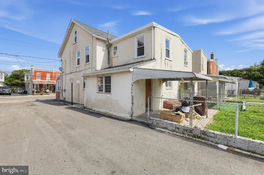 108 W 5th St, Bridgeport, PA 19405 - #2