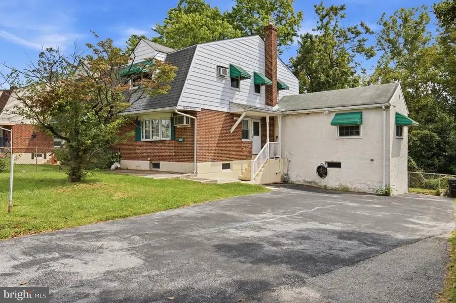 1800 Dartmouth Dr, Norristown, PA 19401 - #2
