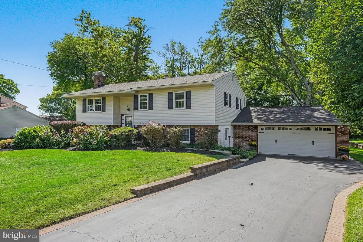 2636 Amy Dr, Eagleville, PA 19403 - #1