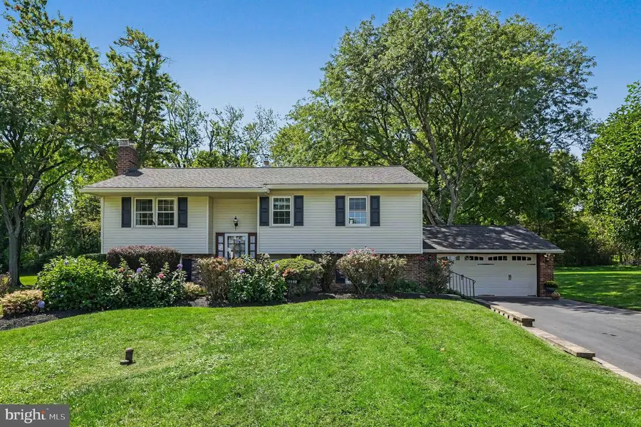 2636 Amy Dr, Eagleville, PA 19403 - #2