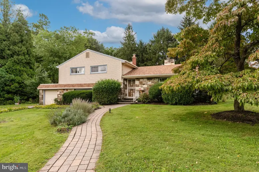 310 Hedgerow Ln, Wyncote, PA 19095 - #2