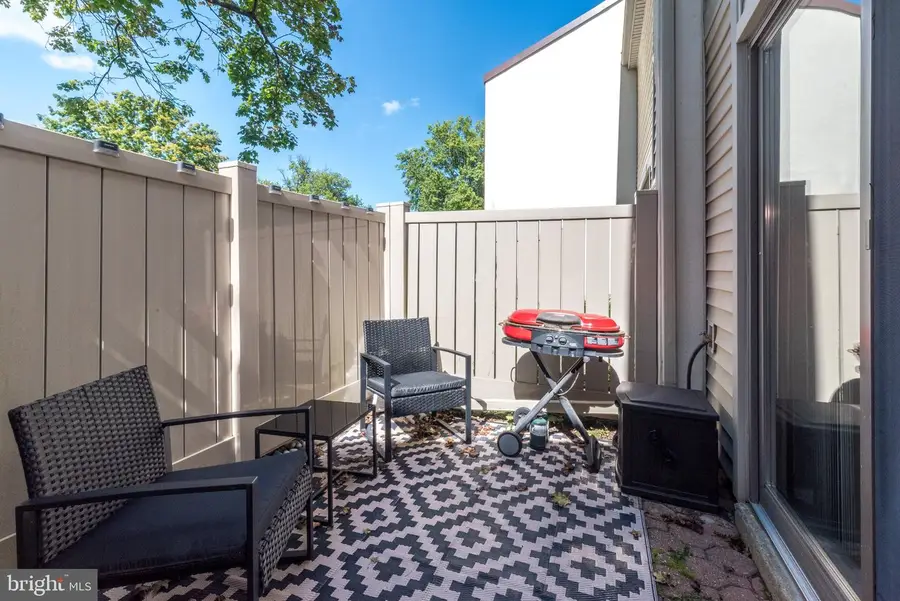 51 Twin Brooks Dr #51, Willow Grove, PA 19090 - #3