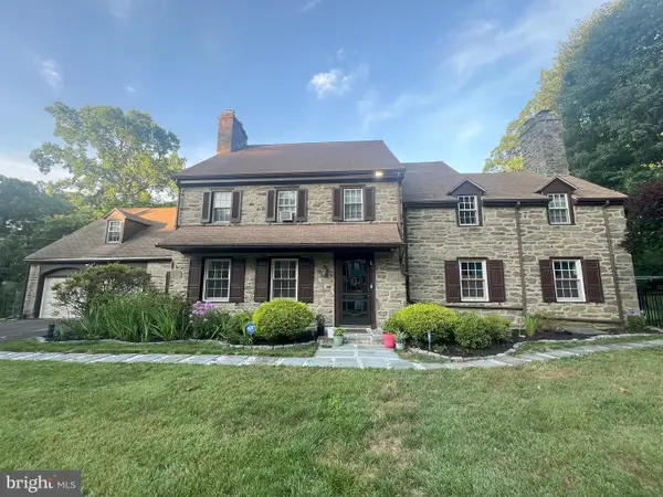 8381 Glen Rd, ELKINS PARK, PA 19027