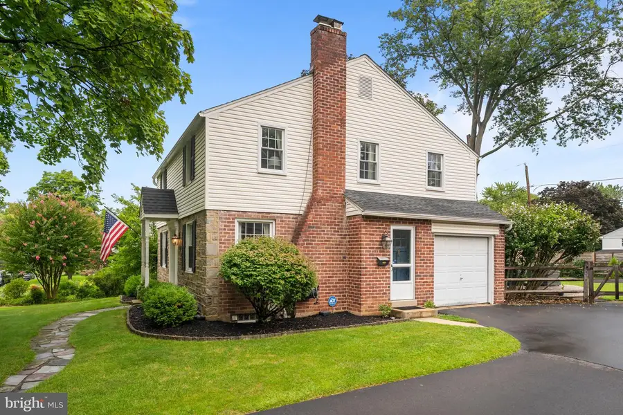 712 Avondale Rd, Glenside, PA 19038 - #3
