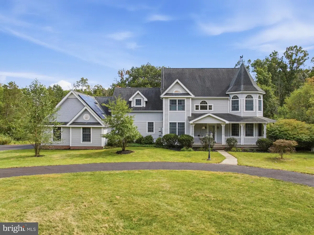 880 Cressman Rd, Harleysville, PA 19438 - #1