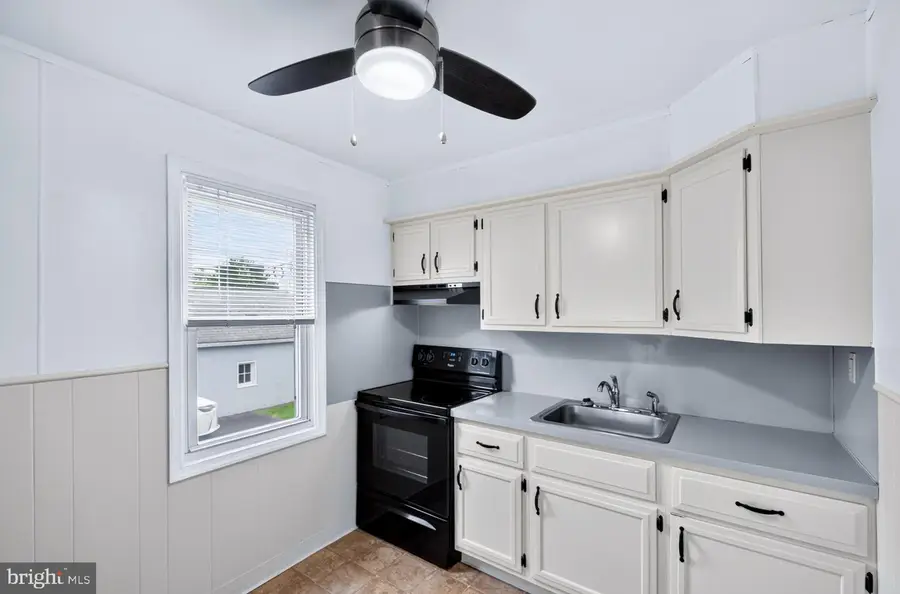 801 N Adams St, Pottstown, PA 19464 - #2