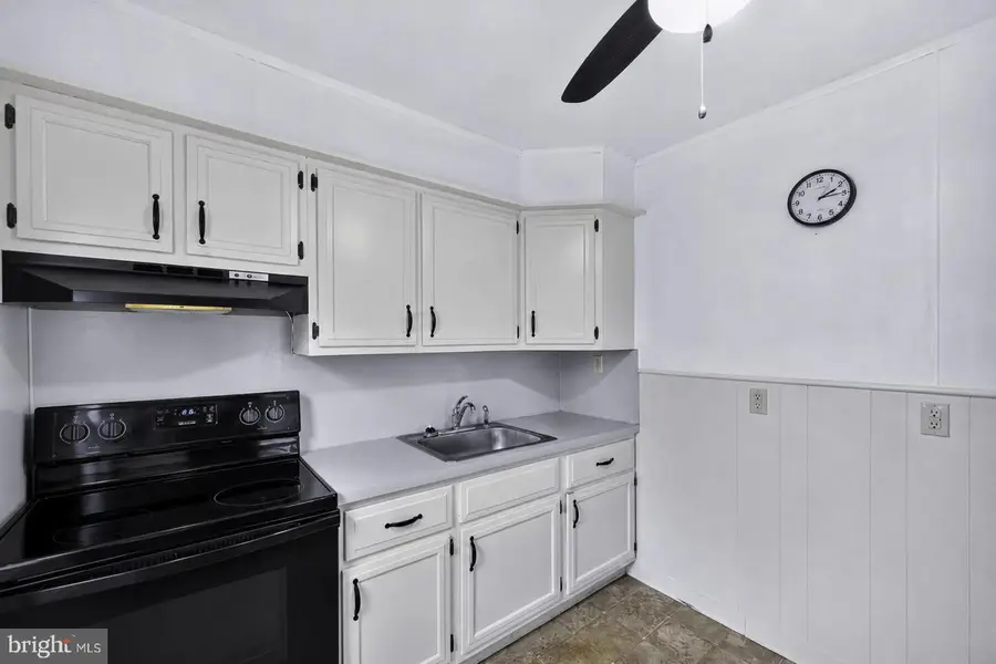 801 N Adams St, Pottstown, PA 19464 - #3