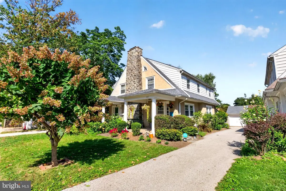 427 Tregaron Rd, Bala Cynwyd, PA 19004 - #1