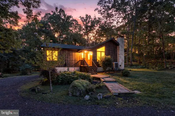 536 Spring Mount Rd, SCHWENKSVILLE, PA 19473