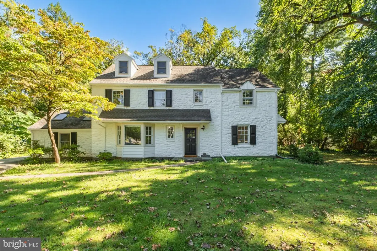 427 Cotswold Ln, Wynnewood, PA 19096 - #1
