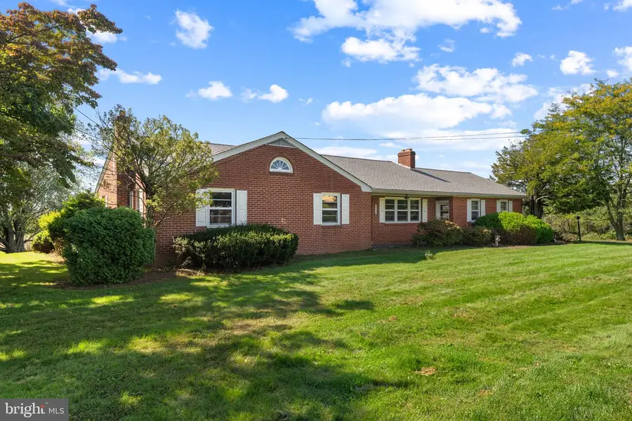 2754 Big Rd, Frederick, PA 19435 - #2