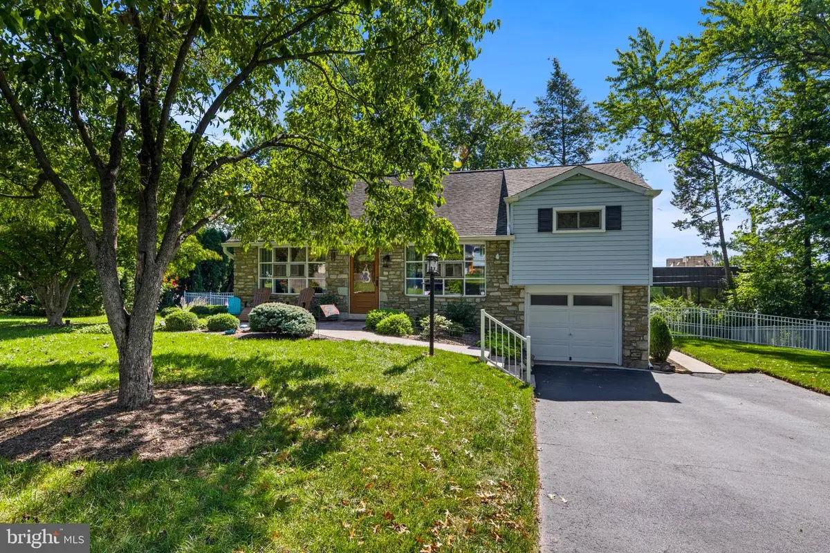 1714 Chalk Ave, Blue Bell, PA 19422 - #1