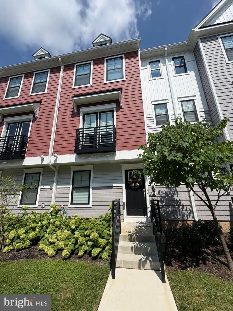 336 Walnut St, Collegeville, PA 19426 - #1