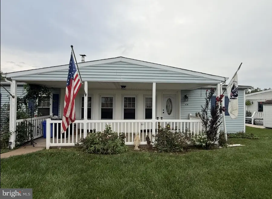 636 Stream View Dr, North Wales, PA 19454 - #2