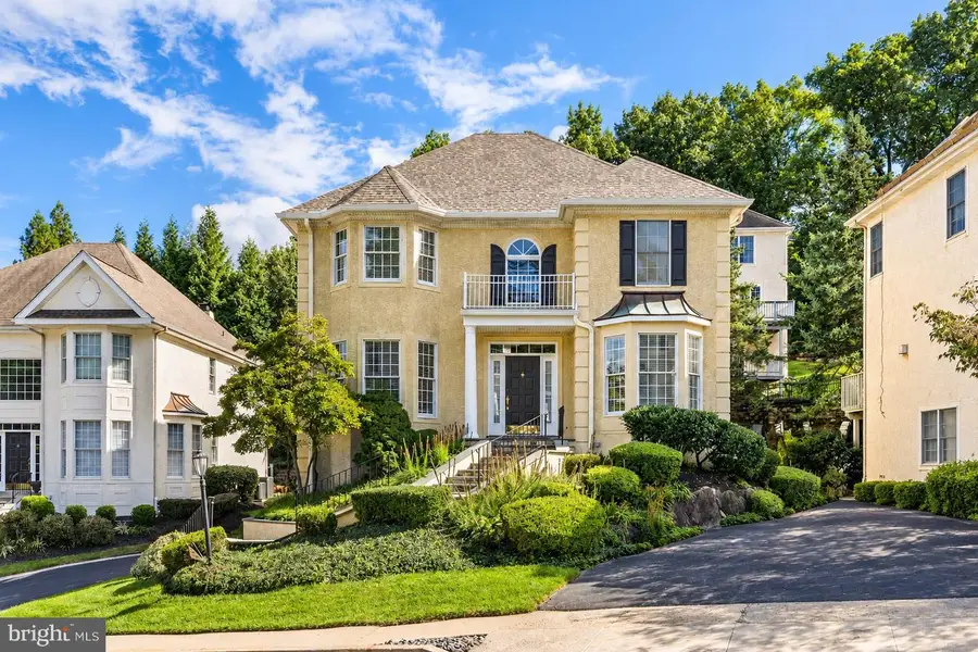 407 Spring Garden Ln, Conshohocken, PA 19428 - #2