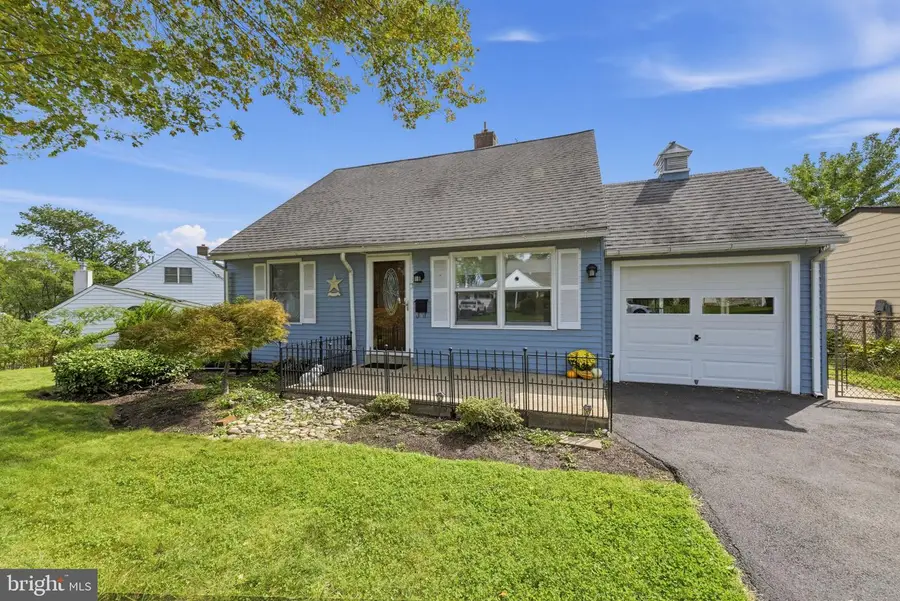 1947 Coolidge Ave, Willow Grove, PA 19090 - #2