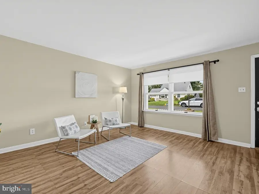 1947 Coolidge Ave, Willow Grove, PA 19090 - #3