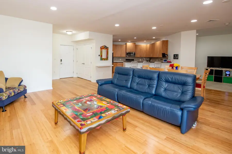 366 Carson Ter, Huntingdon Valley, PA 19006 - #3