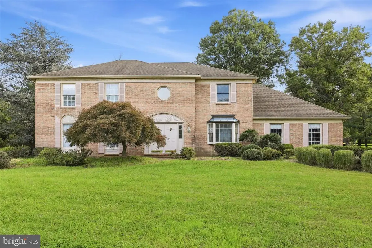 201 Hemlock Cir, North Wales, PA 19454 - #1