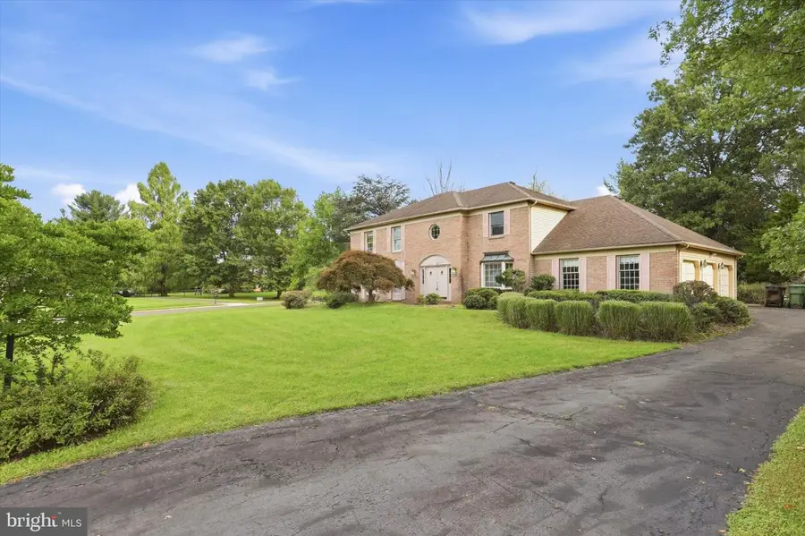 201 Hemlock Cir, North Wales, PA 19454 - #2