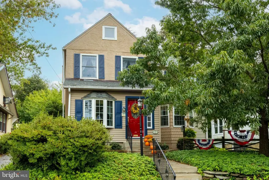 223 Cliveden Ave, Glenside, PA 19038 - #2