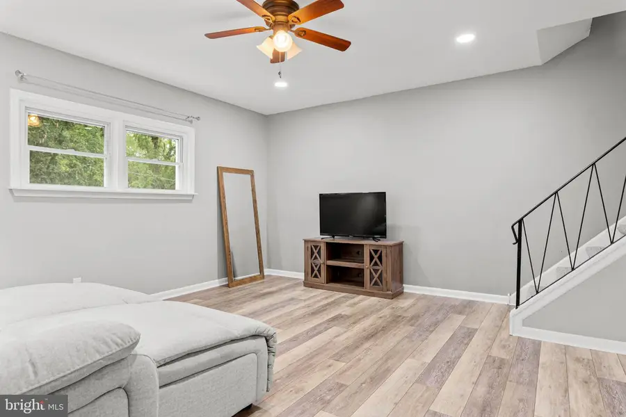 1729 N Hills Dr, Norristown, PA 19401 - #3