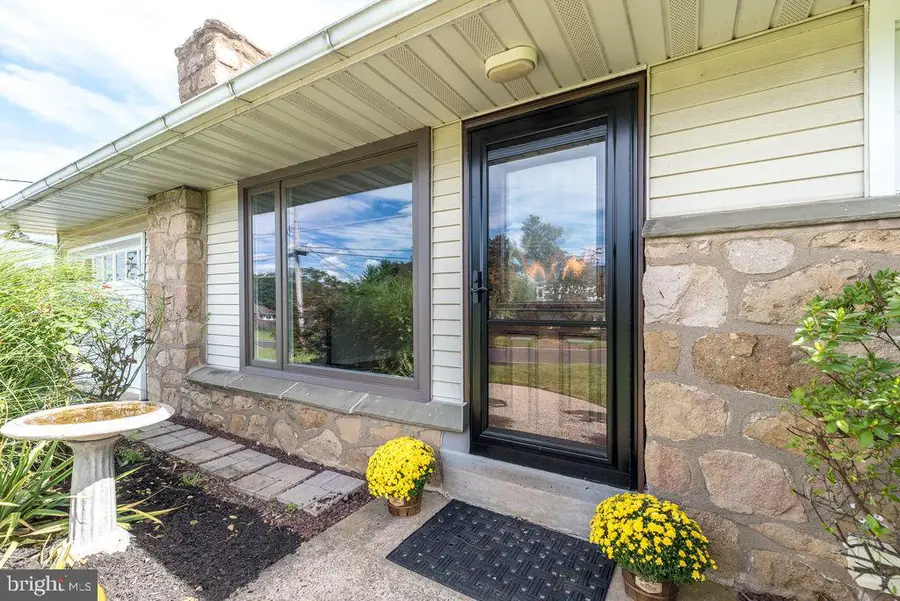 16 Lantern Ln #, Lansdale, PA 19446 - #2