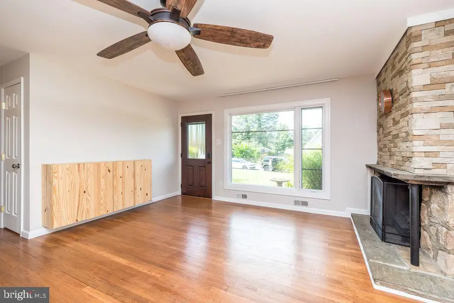 16 Lantern Ln #, Lansdale, PA 19446 - #3