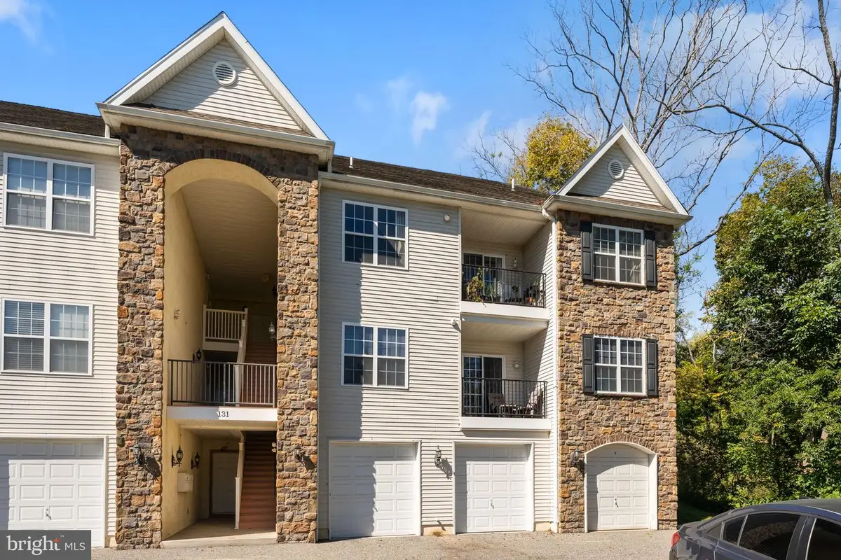 131 E 1st Ave #11, Collegeville, PA 19426 - #1