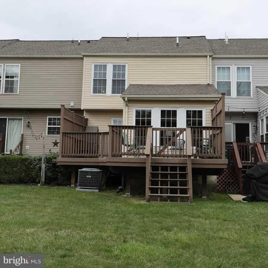 1210 Pin Oak Dr, Perkiomenville, PA 18074 - #2