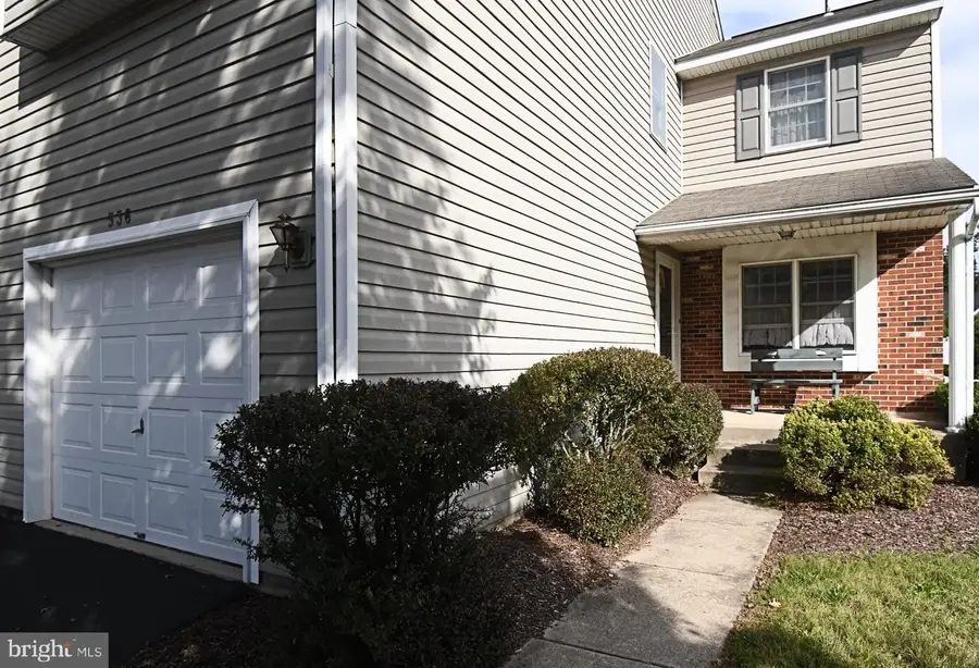 536 6th St W, Pennsburg, PA 18073 - #2